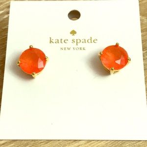 NWT KATE SPADE GUMDROP GERANIUM STUDS
